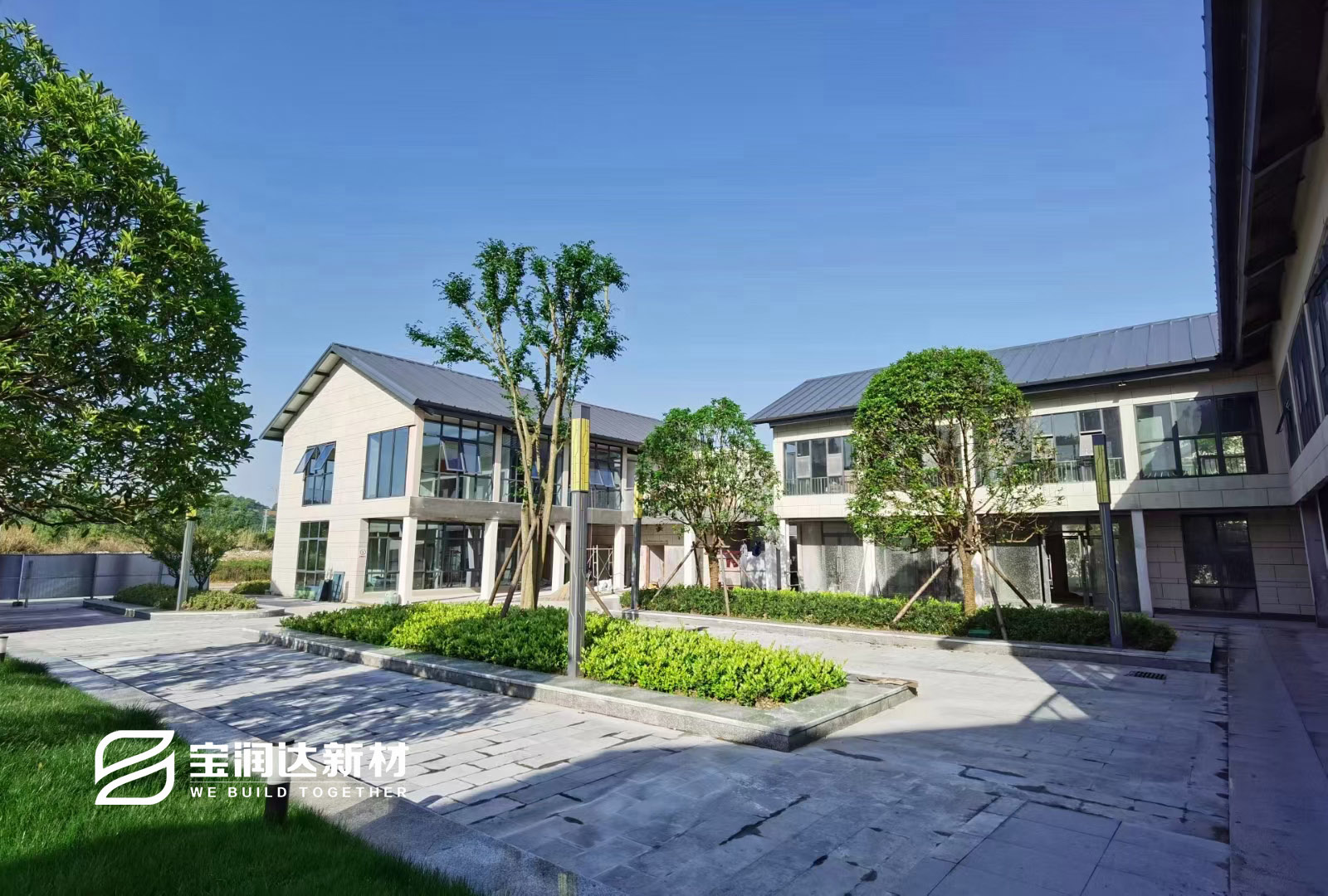 三峽宜昌大數據產業園圓滿完工,寶潤達聚氨酯復合板產品又添力作 三峽宜昌大數據產業園圓滿完工,寶潤達聚氨酯復合板產品又添力作